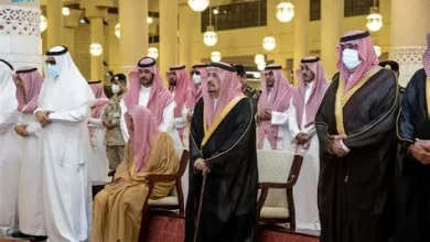 أمير الرياض يؤدي صلاة الجنازة على الأميرة الجوهرة بنت فيصل