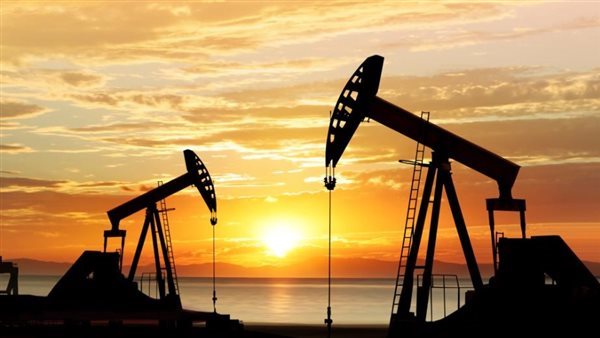 ارتفاع أسعار النفط الأمريكي بأكثر من دولار رغم تمديد هدنة ترامب مع إيران