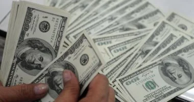 استقرار سعر الدولار مقابل الجنيه في السوق المصري اليوم الجمعة 17 أبريل