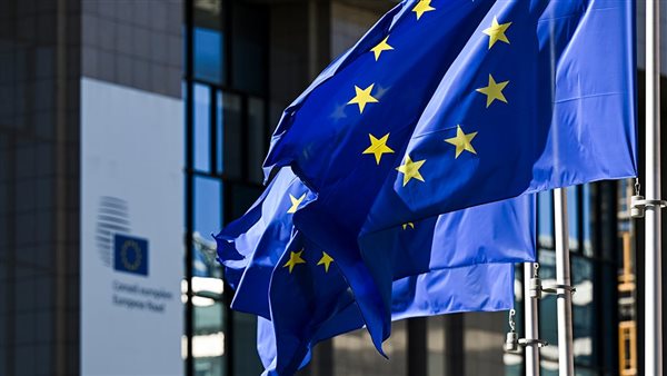 الاتحاد الأوروبي يقر صرف قرض بقيمة 90 مليار يورو لأوكرانيا حسب رويترز