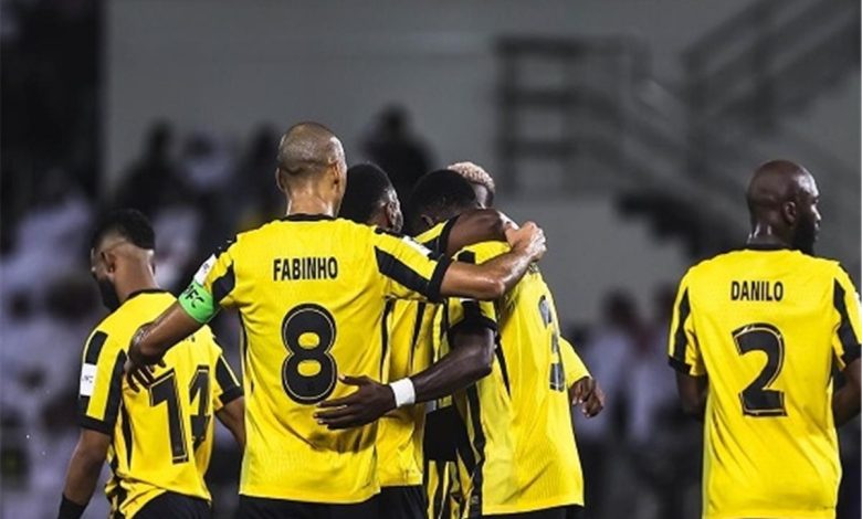 الاتحاد السعودي يواجه تحديات صعبة قبل مباراته المرتقبة ضد الوحدة في دوري أبطال آسيا