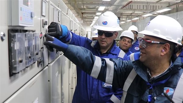 البترول تبدأ توصيل آبار طارق بشبكة الكهرباء لتقليل استهلاك السولار