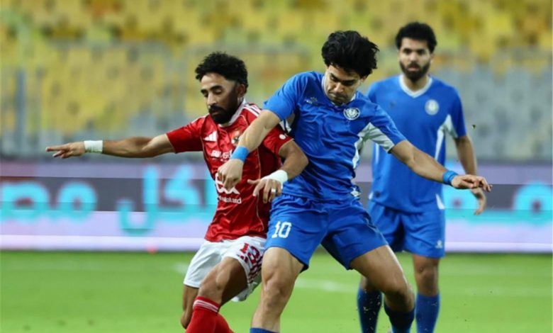 التشكيلة المتوقعة للنادي الأهلي أمام سموحة في الدوري المصري: تغييرات استراتيجية في خط الهجوم