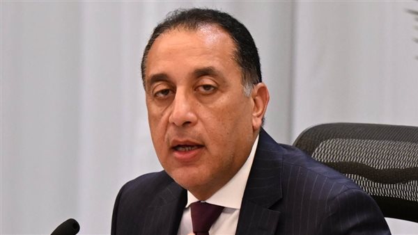 الحكومة تعيد فتح المحال التجارية حتى منتصف الليل بعد تعليق قرار الإغلاق 11 مساءً