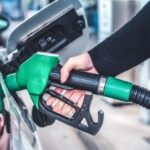 الرابطة الأمريكية للسيارات تكشف: ارتفاع بنسبة 44.3% في سعر البنزين منذ بداية حرب إيران