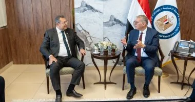 بدوى يؤكد على رؤية متكاملة بالتعاون مع وزارات ومؤسسات الدولة لمواجهة التحديات الراهنة