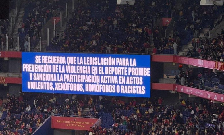 بعد حادثة مصر وإسبانيا: أبرز 10 وقائع عنصرية في ملاعب كرة القدم