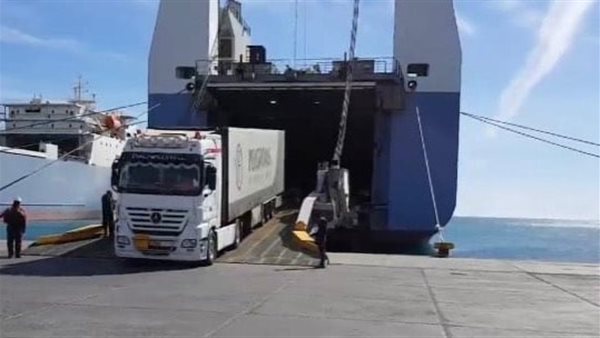 تداول 16 ألف طن من البضائع المتنوعة في موانئ البحر الأحمر