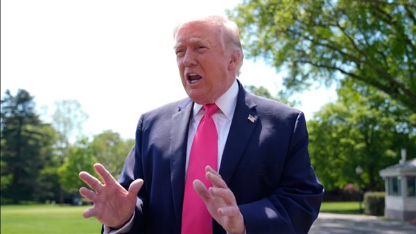 ترامب يبادر بتسوية دعوى ضد مصلحة الضرائب الأمريكية بقيمة 10 مليارات دولار