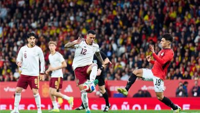 تصريح قوي من رئيس وزراء إسبانيا بشأن حادثة العنصرية في مباراة مصر