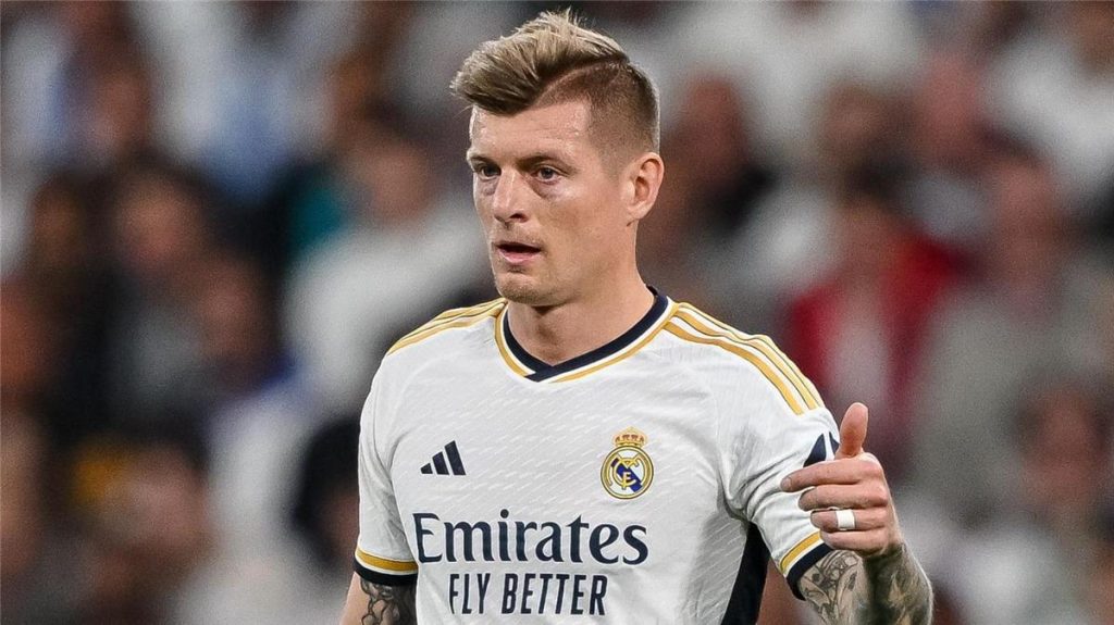 تطور جديد في مسيرة كروس مع ريال مدريد: دور مميز قادم