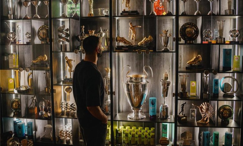 جالاس: تأثير مستقبل سلوت مع ليفربول على خليفة محمد صلاح