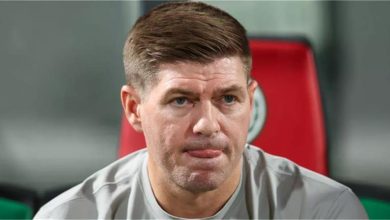 جيرارد يعرض خدماته على ليفربول بخلاف دوره كمدير فني