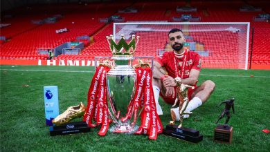 رئيس نادي إيفرتون السابق: محمد صلاح اتخذ قراراً خاطئاً بالاستمرار مع ليفربول