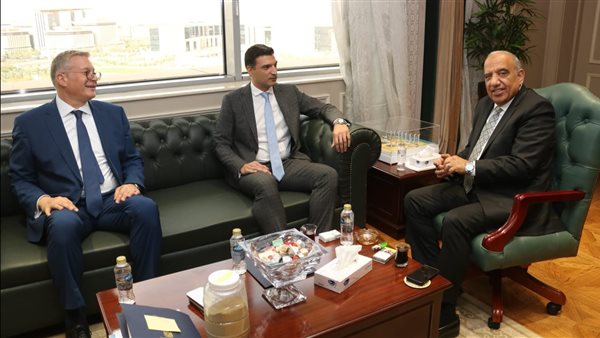 زيادة نسبة الطاقة المتجددة وتقليل الاعتماد على الوقود في خطة استراتيجية جديدة