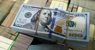 سعر الدولار يرتفع مجددًا في البنوك مقابل الجنيه المصري