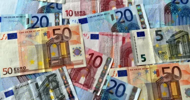 سعر اليورو اليوم 4 أبريل 2026 أمام الجنيه المصري بالبنك المركزي