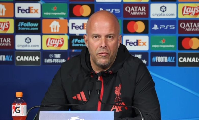 سلوت: نتطلع إلى مواجهة باريس سان جيرمان بدون حارسنا وأداء مانشستر سيتي يعزز آمالنا