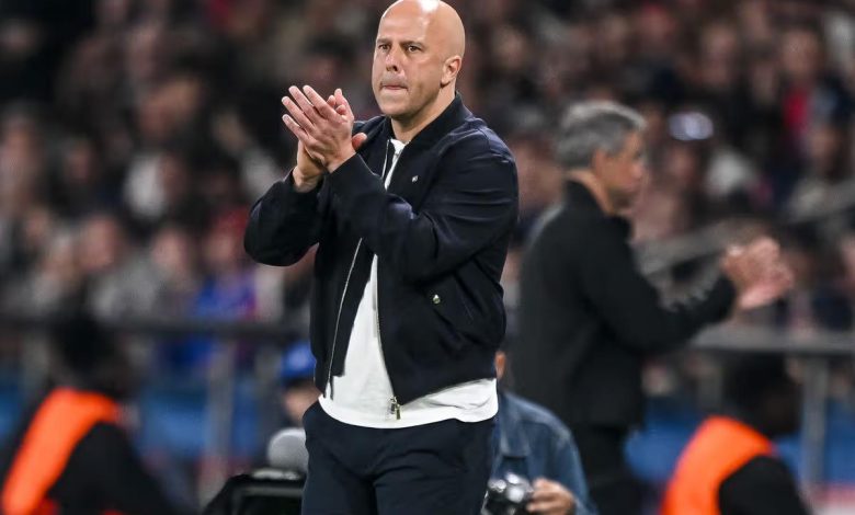 سلوت يتحدث عن دعم ليفربول: أنا سعيد برحيل محمد صلاح في الوقت الحالي