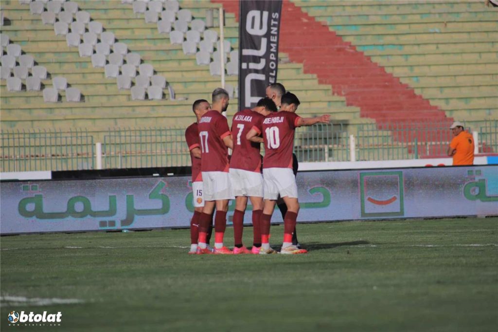 سيراميكا كليوباترا يتعرض لضربة قاسية بغياب 11 لاعباً أساسياً قبل مواجهة الأهلي
