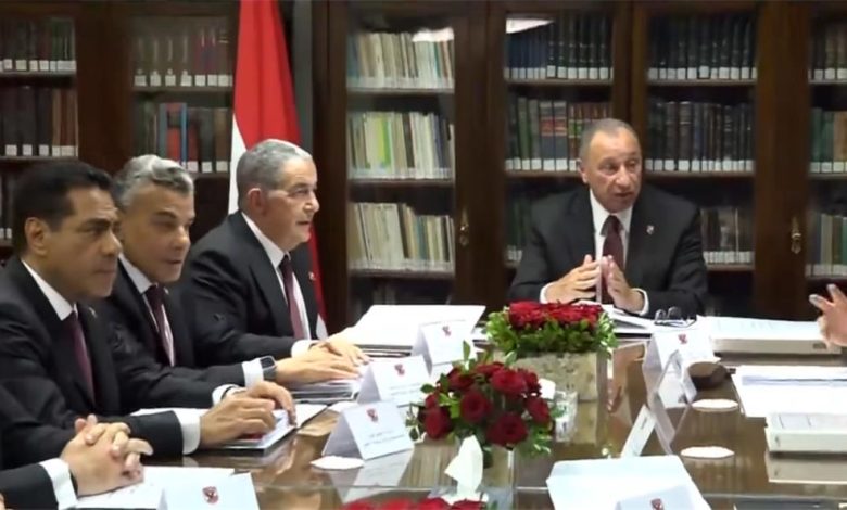 شوبير ينتقد إدارة الأهلي: قرار غير متوقع يثير الدهشة!