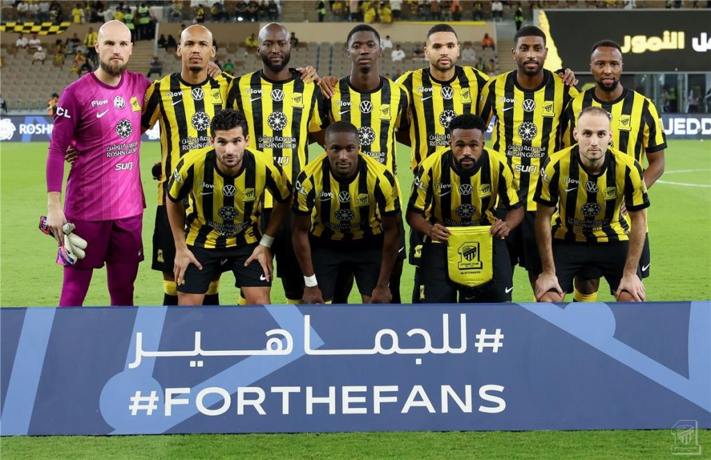 فيديو: الاتحاد يحقق انتصاراً مثيراً على الحزم رغم النقص العددي في الدوري السعودي