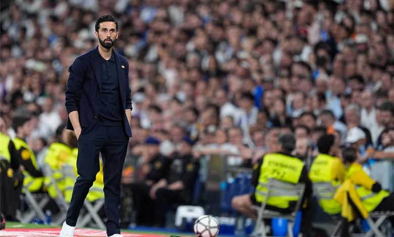 لاعب برشلونة السابق يتصدر قائمة المرشحين لخلافة أربيلوا في تدريب ريال مدريد