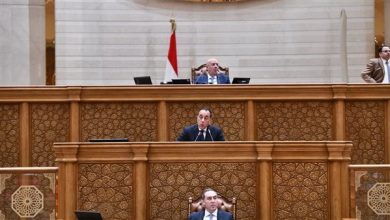 مدبولي يحذر من تحديات عالمية قد تدفع سعر برميل النفط إلى 150 دولارًا