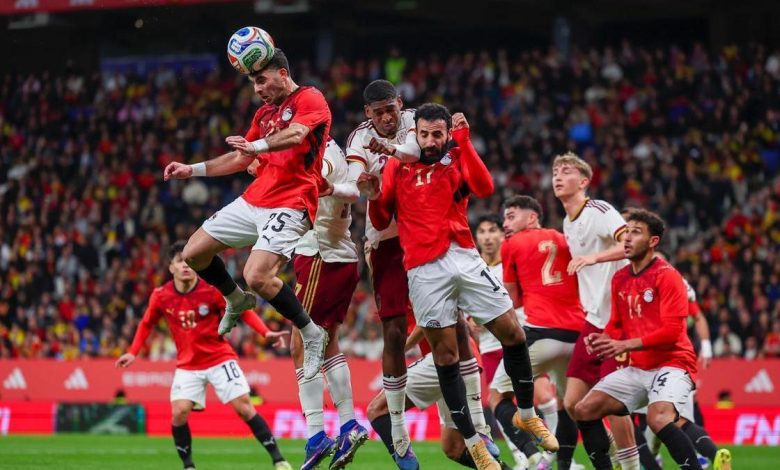 منتخب مصر يحقق مفاجأة قوية بتعادل مثير مع إسبانيا ويمنح فرنسا فرصة ذهبية