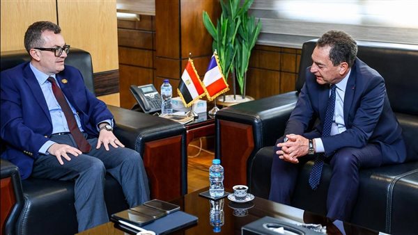 نمو الاقتصاد بنسبة 5.3% في النصف الأول من العام المالي الجاري وفقاً لتصريحات الحكومة