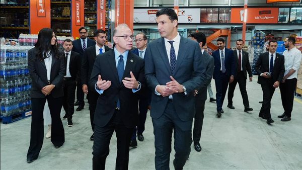 وزير الاستثمار يفتتح أكبر مركز توزيع للتجارة السريعة في الشرق الأوسط وشمال أفريقيا