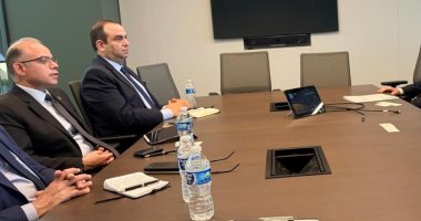 وزير الاستثمار يلتقي مع معهد التمويل الدولي لتعزيز شراكات التعاون