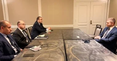 وزير الاستثمار يناقش توطين التكنولوجيا مع قيادات شركة "جرين كاربون" الأمريكية