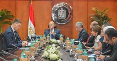 وزير الاستثمار يناقش مع سفير بيلاروسيا تعزيز التصنيع المحلي وتطوير الشراكات الصناعية