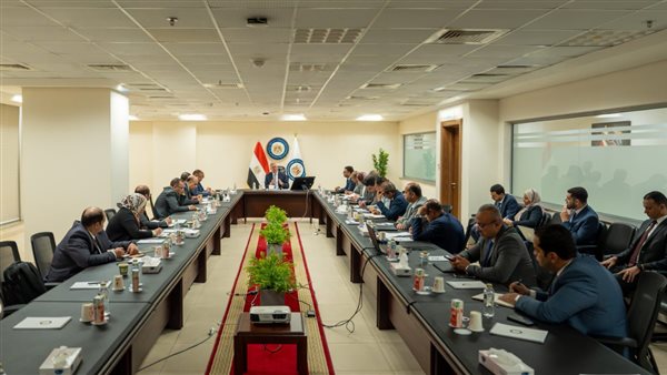 وزير البترول والثروة المعدنية يؤكد أهمية الاستثمار في العنصر البشري لتطوير القطاع