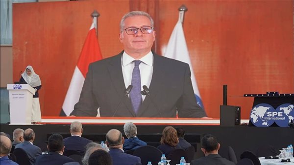 وزير البترول يشارك في احتفال اليوبيل الذهبي لجمعية مهندسي البترول العالمية بمصر