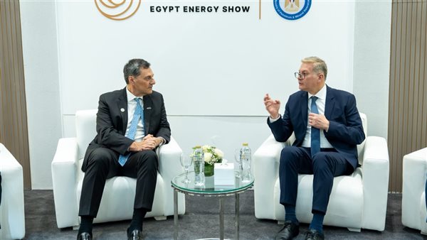 وزير البترول يناقش مع «إنرجين» اليونانية تعزيز الاستثمارات في قطاع الغاز بالبحر المتوسط