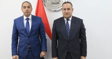 وزير التعليم العالي ورئيس الرقابة المالية يناقشان نشر الثقافة المالية بين طلاب الجامعات