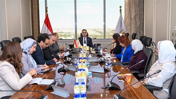 وزير التموين يبحث تعزيز التعاون مع مسؤولي برنامج الأغذية العالمي في الأمن الغذائي