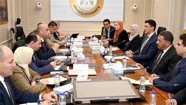 وزيرا الصناعة والعمل يعلنان عن إطلاق منصة جديدة لتنظيم التفتيش على المنشآت الصناعية