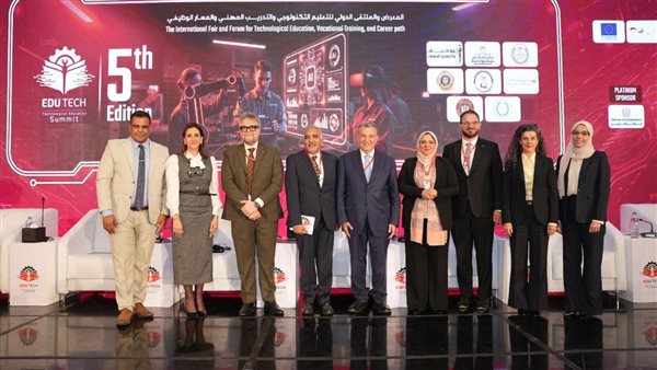 التخطيط تستعرض رؤية التمكين للقوى العاملة في جلسة نقاشية متميزة