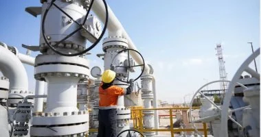 تحديات معقدة في سوق الغاز والنفط العالمي مع تسجيل خام برنت 108.17 دولار