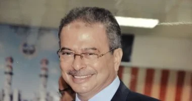 رئيس القابضة للكهرباء ينفذ تغييرات شاملة على مدار شركات الإنتاج