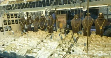 سعر الذهب في مصر اليوم السبت 2-5-2026 والجنيه الذهب يسجل هذا المستوى