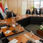 وزير البترول يعلن عن حوافز جديدة للتوسع في الحفر الأفقي والتكسير الهيدروليكي لزيادة الإنتاج