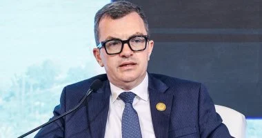 وزير التخطيط يؤكد أن الأداء الحالي للاقتصاد المصري يعكس تحولاً نحو نموذج نمو أكثر مرونة وتنوعاً
